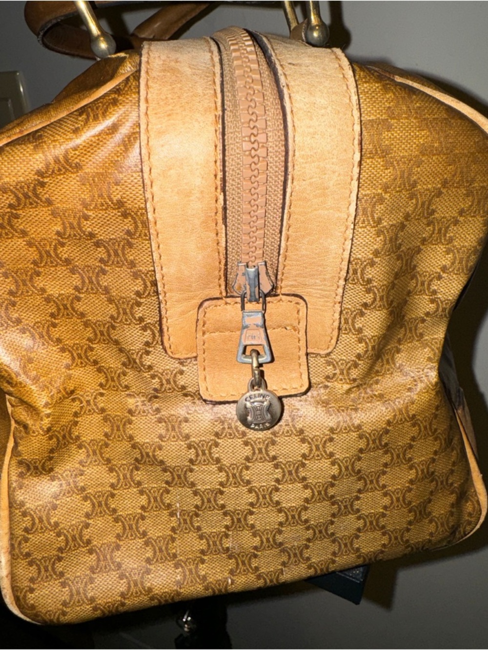 ✨💎Celine💎✨ Monogram Travel Boston Bag! - Picture 4 of 7